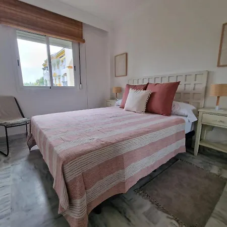 - Puerto Banus Μαρμπέλλα