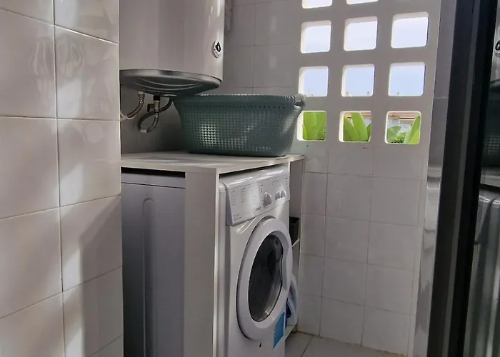 - Puerto Banus マルベーリャ