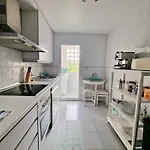 - Puerto Banus Daire Marbella